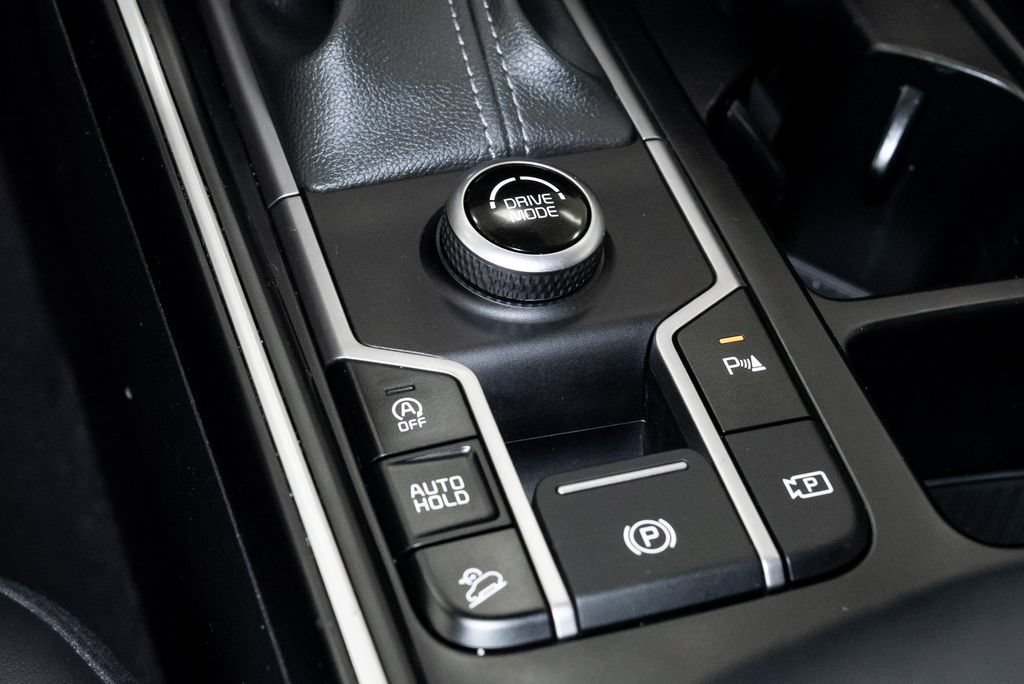 Used 2024 Kia Sorento S w/ Panoramic Sunroof Package FWD image 23