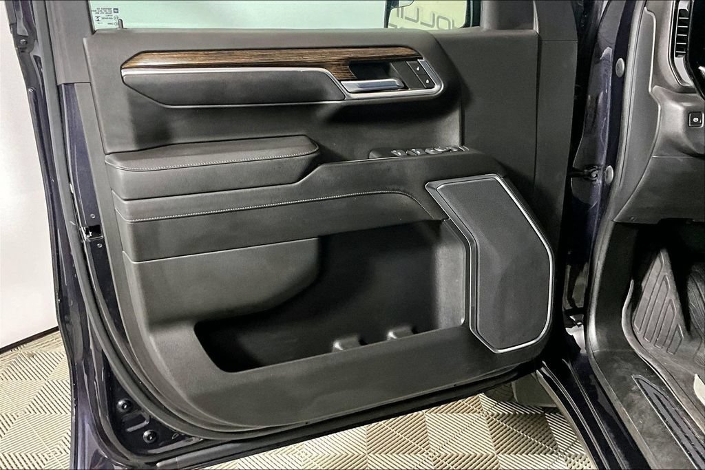 Used 2023 GMC Sierra 1500 Elevation RWD image 18