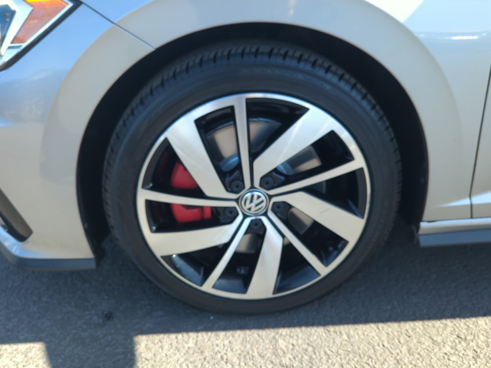 Used 2019 Volkswagen Jetta GLI Autobahn image 25