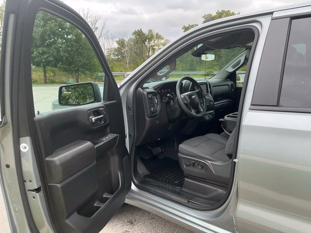 Used 2024 Chevrolet Silverado 1500 Custom AWD/4WD image 15