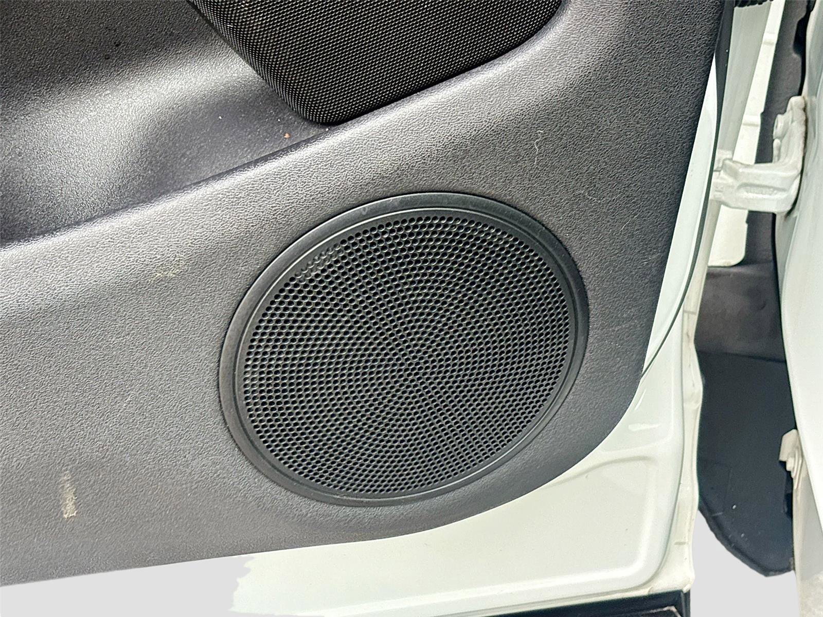 Used 2020 Land Rover Range Rover Evoque S image 19