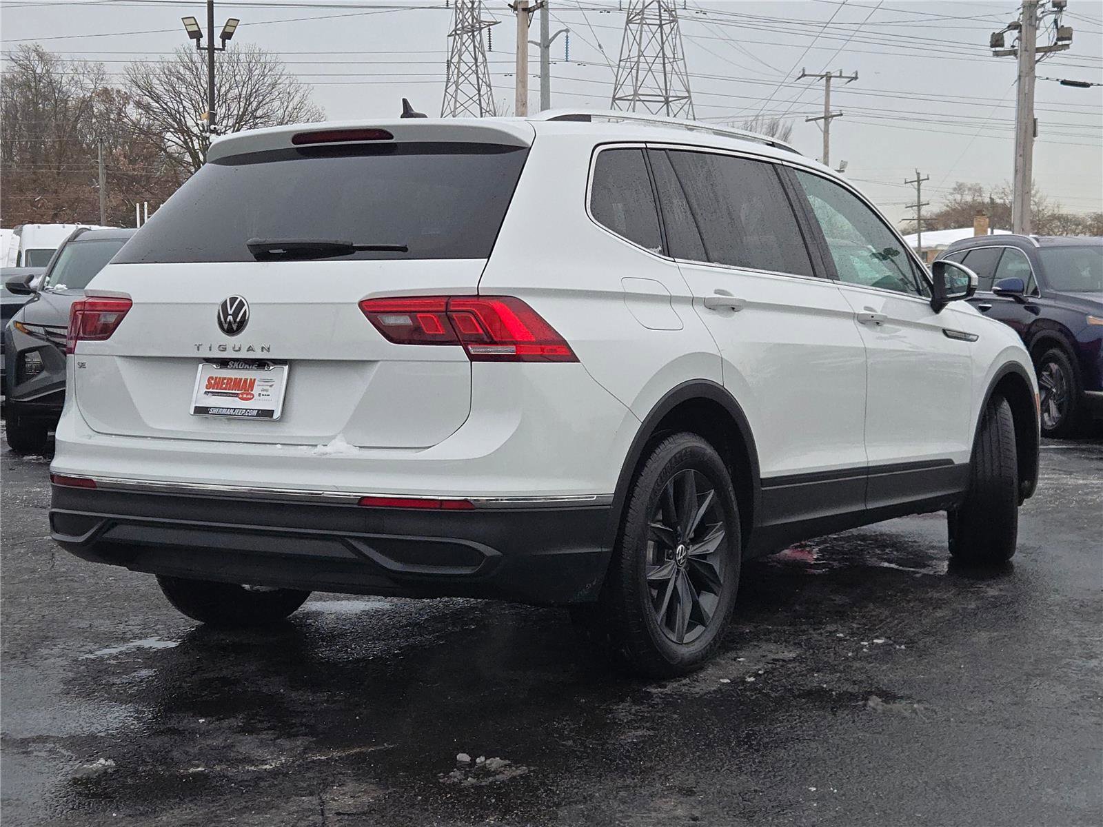 Used 2024 Volkswagen Tiguan SE image 15