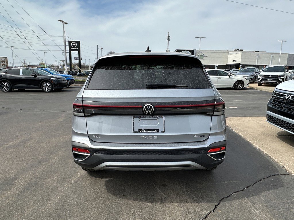 New 2025 Volkswagen Taos SEL image 3