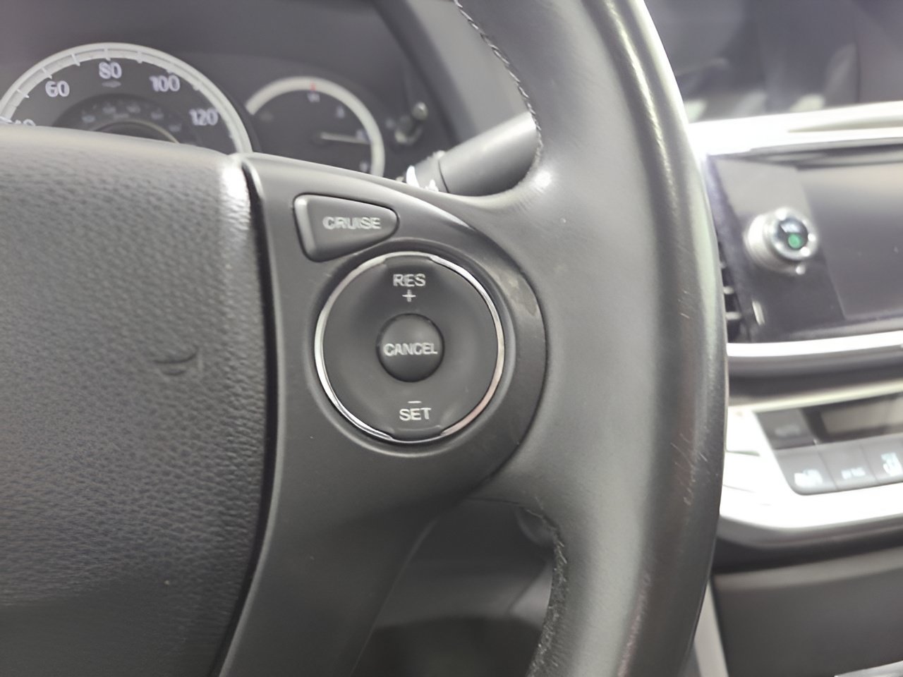 Used 2014 Honda Accord EX-L image 27