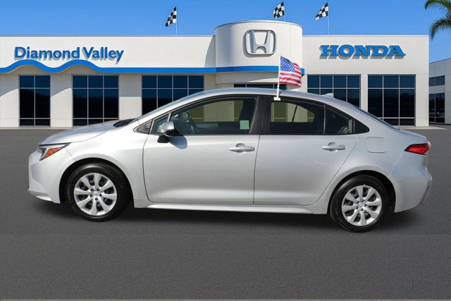 Used 2025 Toyota Corolla LE image 7