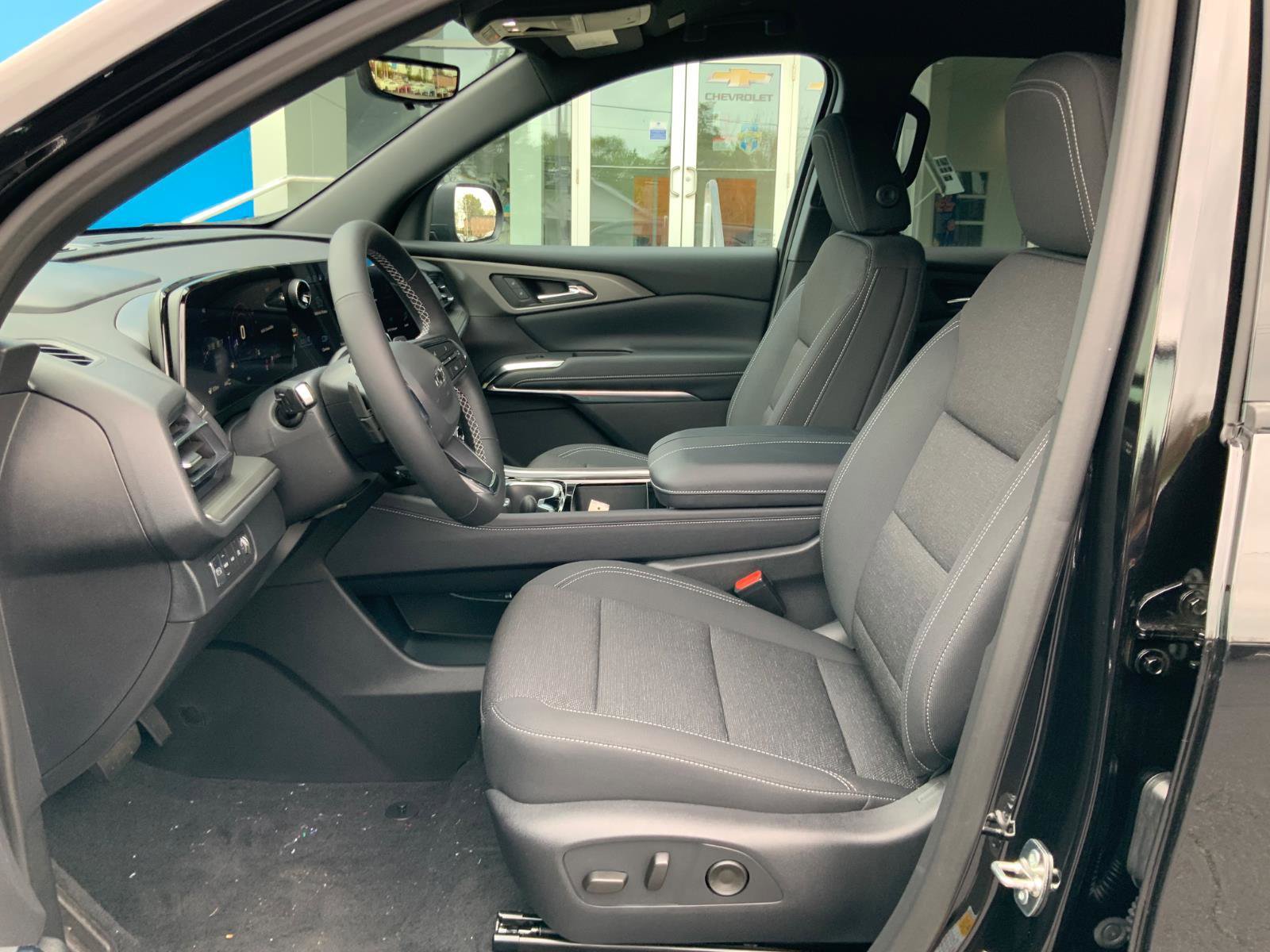 New 2026 Chevrolet Traverse LT AWD/4WD image 10