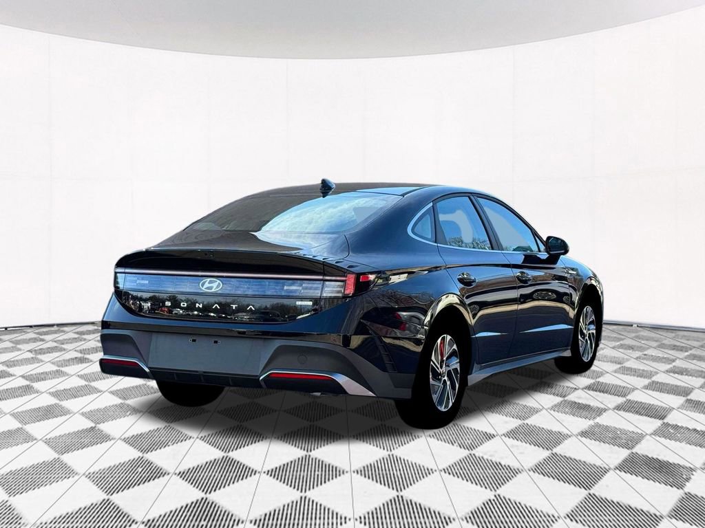 New 2026 Hyundai Sonata Blue image 13