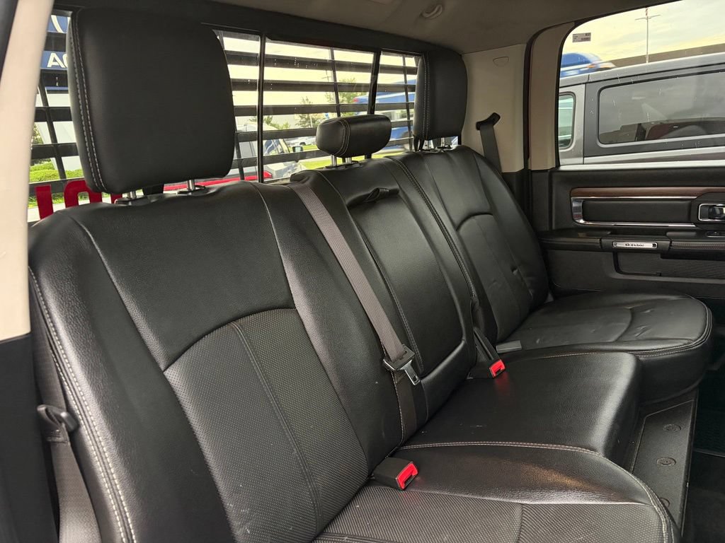 Used 2018 RAM 1500 Laramie w/ Convenience Group AWD/4WD image 27