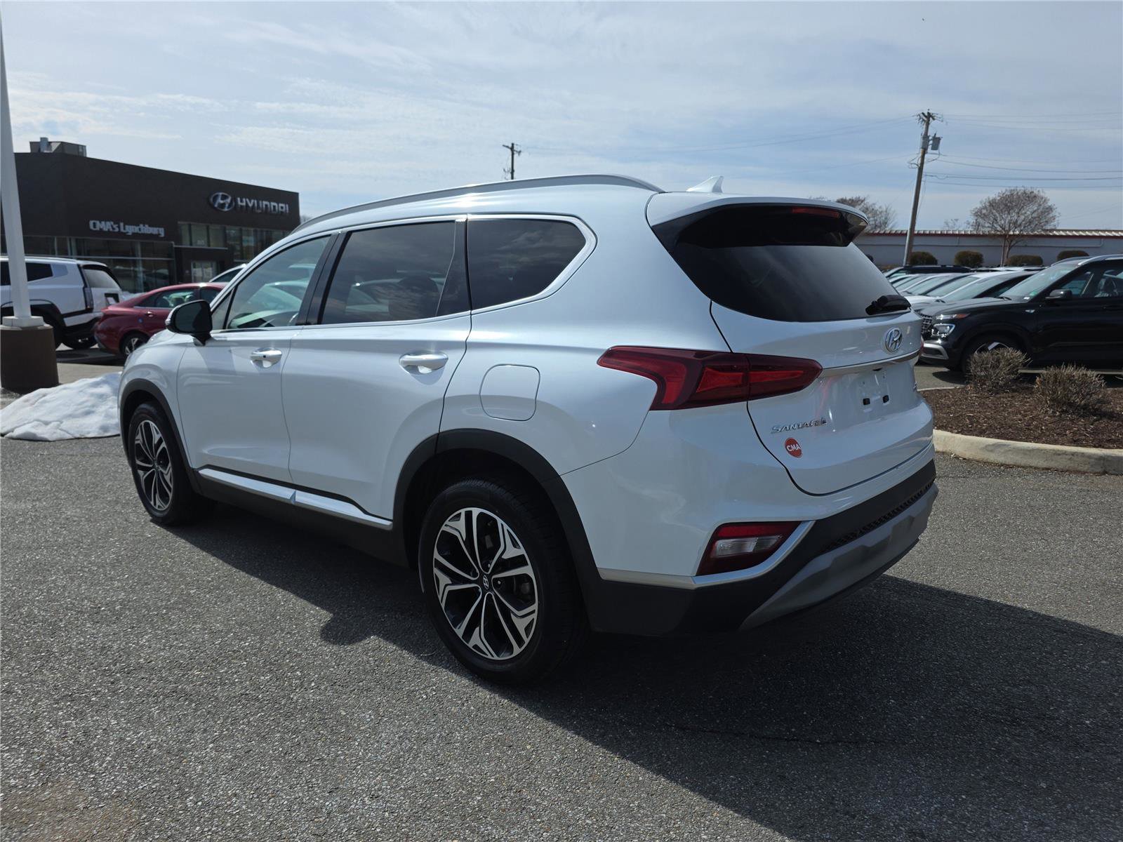 Used 2019 Hyundai Santa Fe Limited w/ Cargo Package image 7