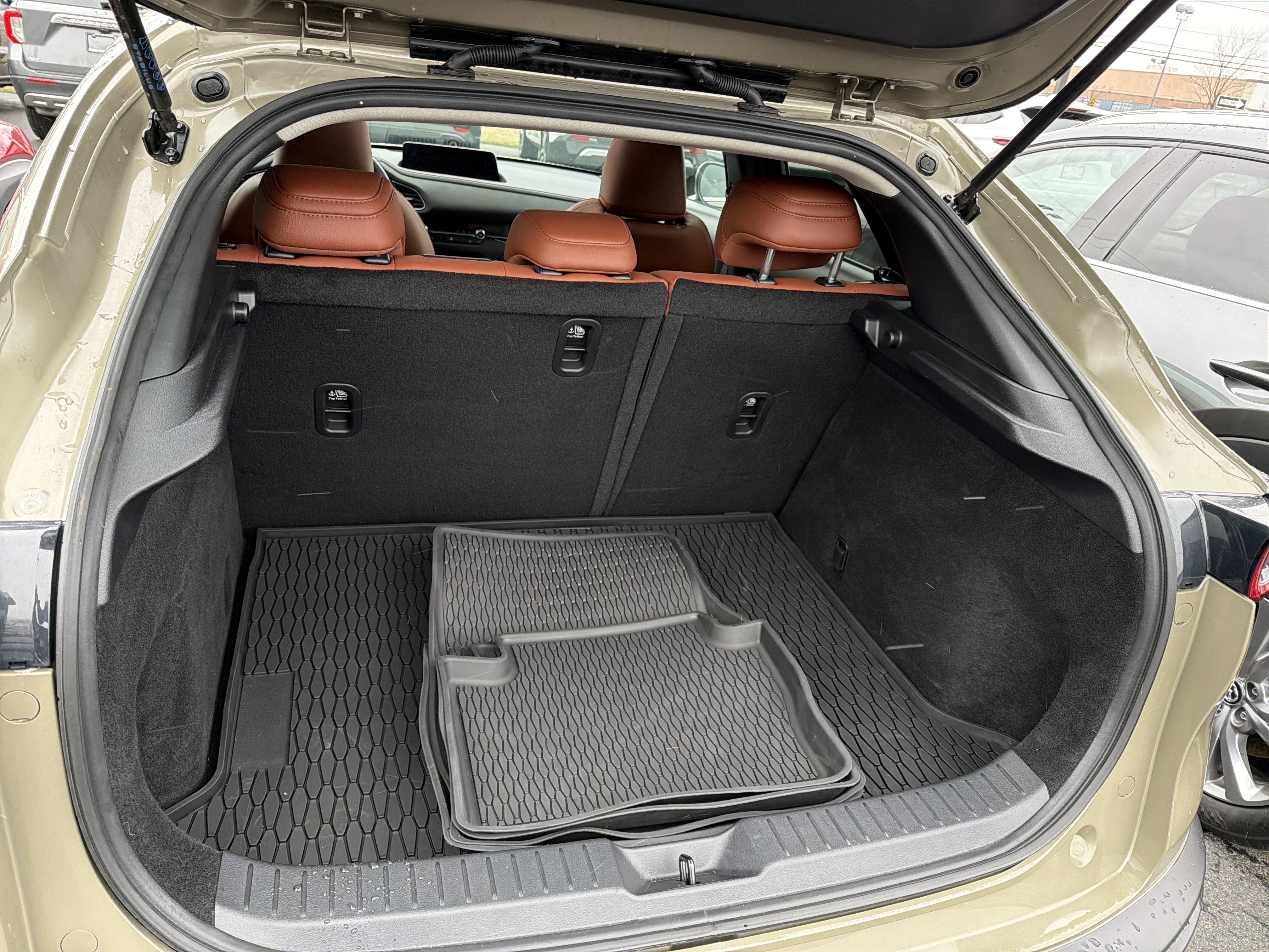 Used 2025 MAZDA CX-30 Carbon image 27