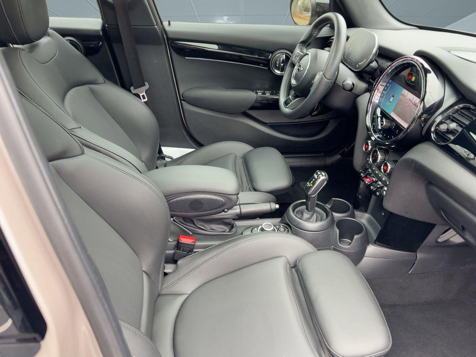 Used 2023 MINI Cooper S image 30