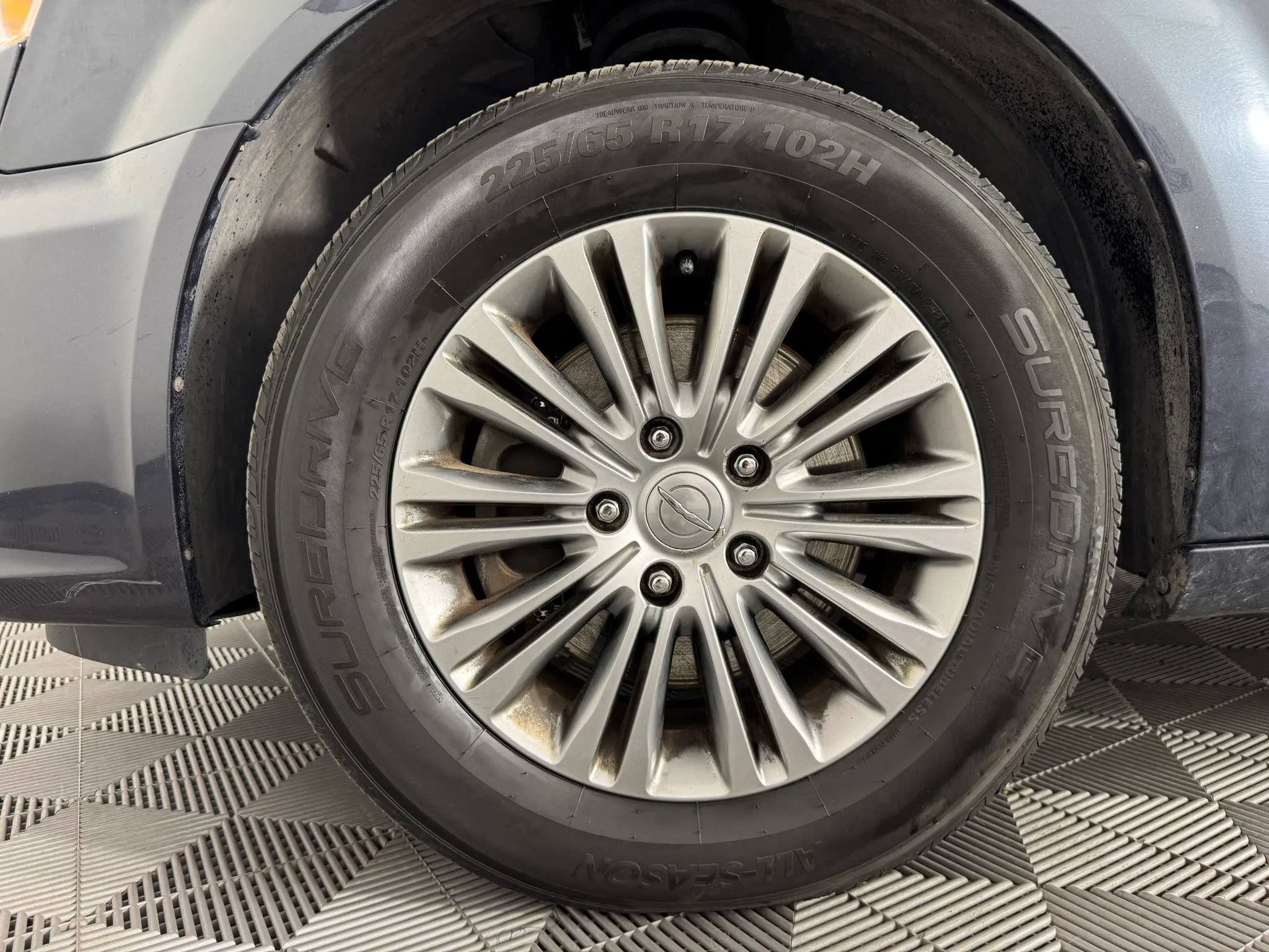 Used 2014 Chrysler Town & Country Touring-L w/ Driver Convenience Group FWD image 45