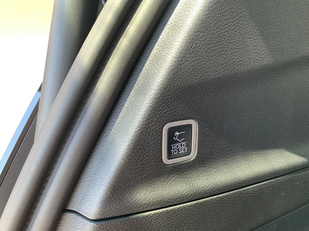 New 2027 Chrysler Pacifica Limited AWD/4WD image 29