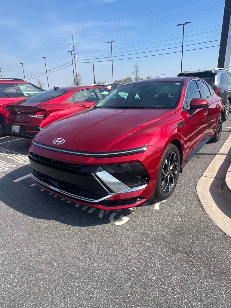 Used 2024 Hyundai Sonata SEL image 2