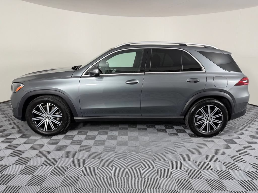 Used 2026 Mercedes-Benz GLE 450e 4MATIC image 2
