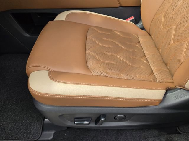 New 2026 Nissan Pathfinder Platinum AWD/4WD image 18