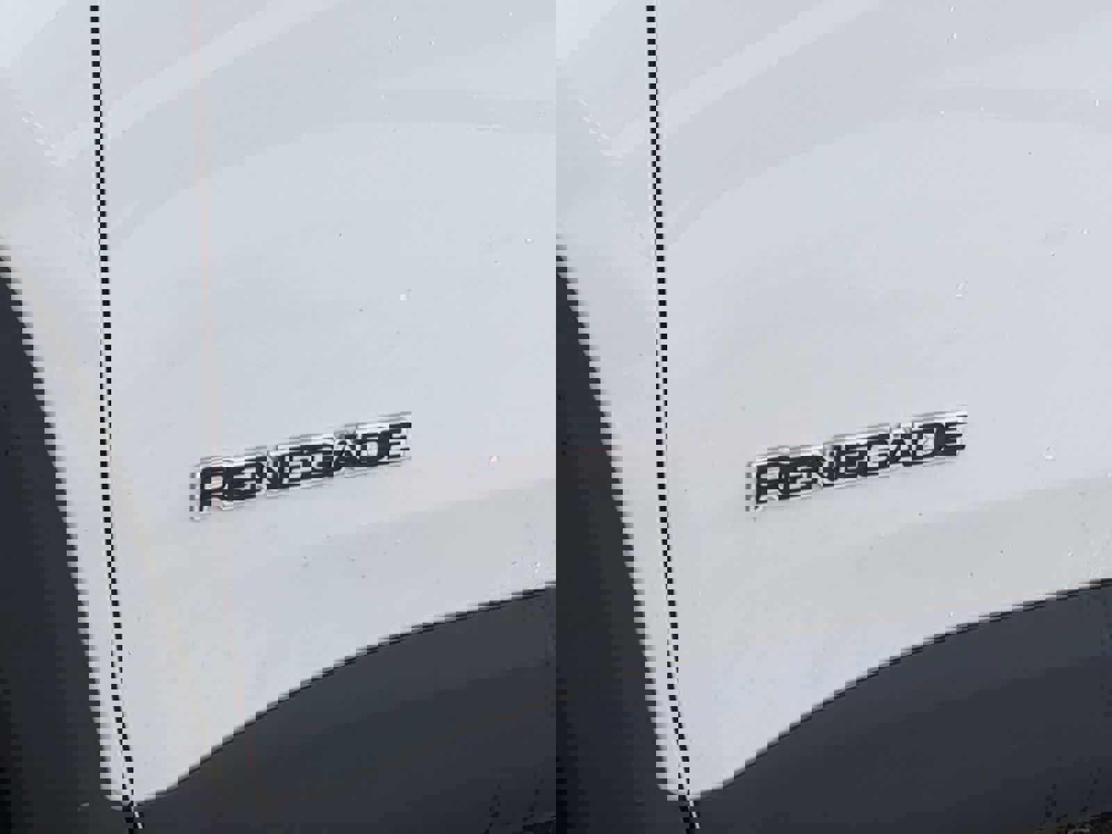 Used 2023 Jeep Renegade Limited image 20