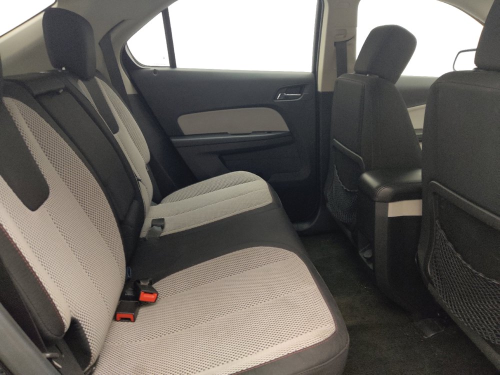 Used 2017 Chevrolet Equinox LS FWD image 19