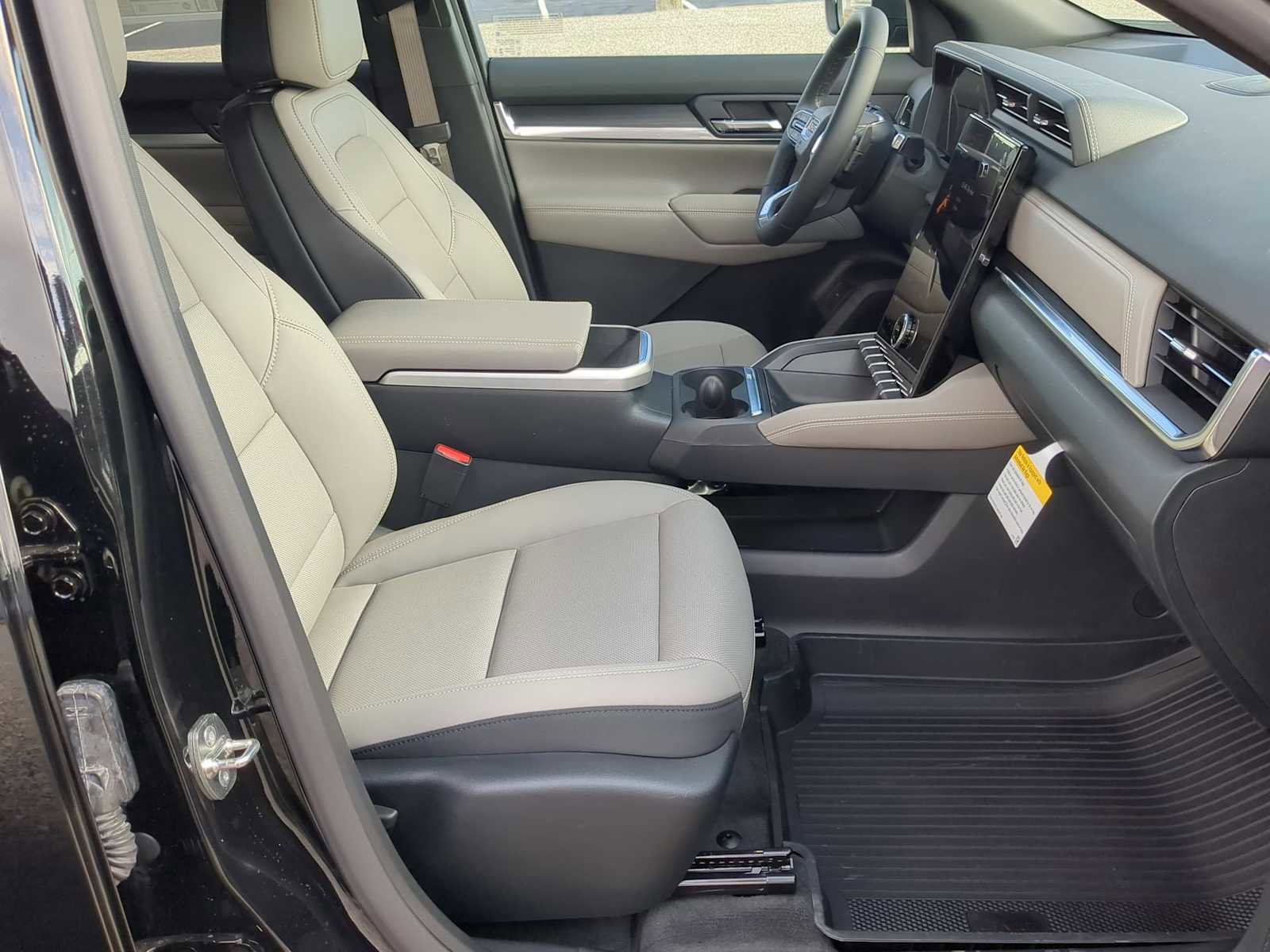 New 2026 GMC Terrain Elevation w/ Elevation Premium Package image 28
