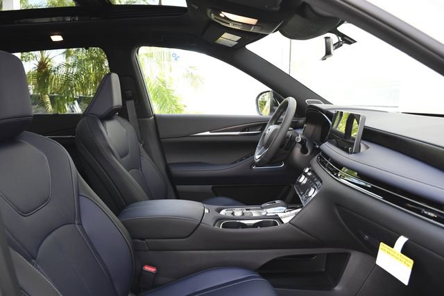 New 2026 INFINITI QX60 Sport w/ Dark Cargo Package image 31