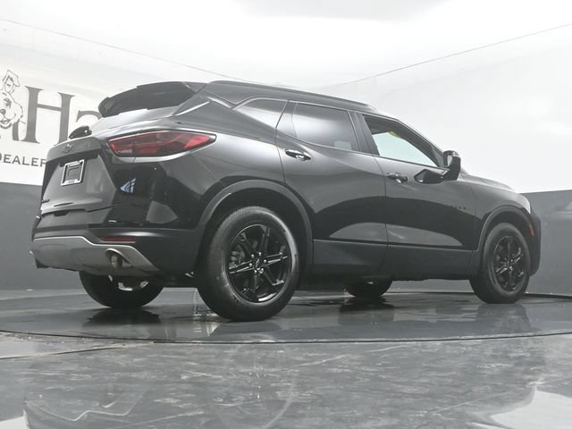 Used 2023 Chevrolet Blazer LT w/ Midnight/Sport Edition FWD image 31