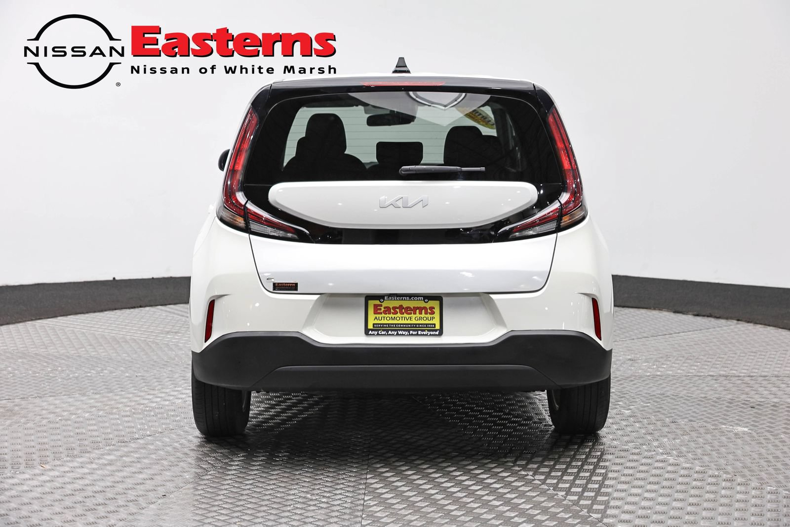 Used 2024 Kia Soul LX w/ Option Group 015 FWD image 6