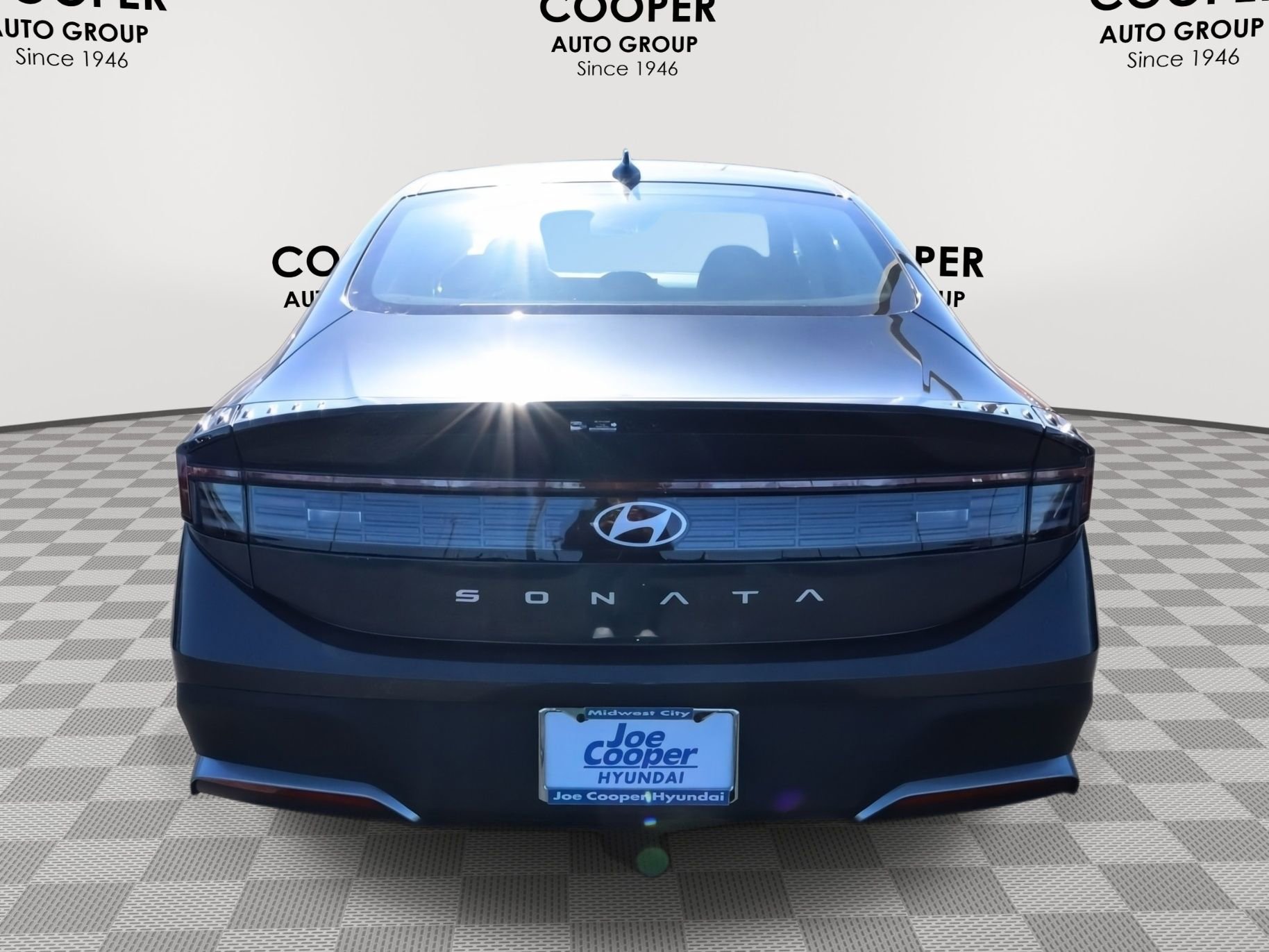 New 2026 Hyundai Sonata SE image 8