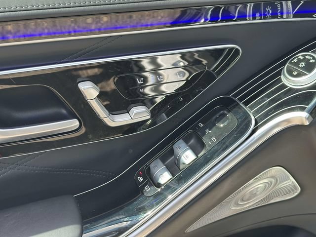 Certified 2025 Mercedes-Benz Maybach S 580 4MATIC image 15