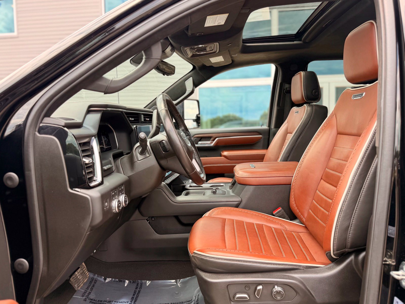Used 2024 GMC Sierra 2500 Denali Ultimate w/ Max Trailering Package AWD/4WD image 29