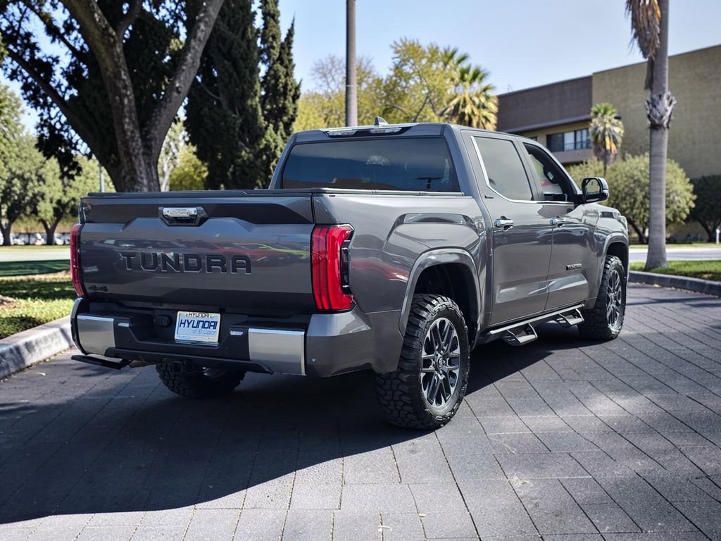 Used 2025 Toyota Tundra Limited AWD/4WD image 5