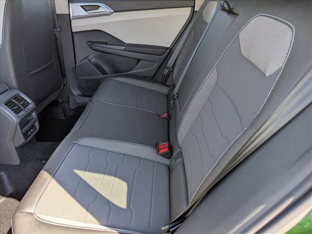 New 2026 Volkswagen Taos SE AWD/4WD image 24