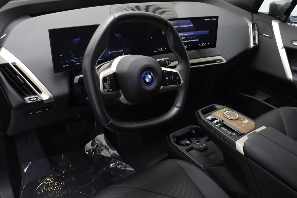 Certified 2024 BMW iX xDrive50 w/ Premium Package AWD/4WD image 6