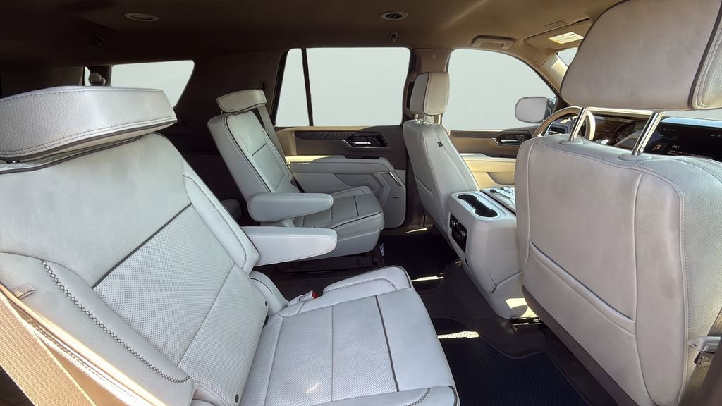 Used 2026 GMC Yukon Denali image 13