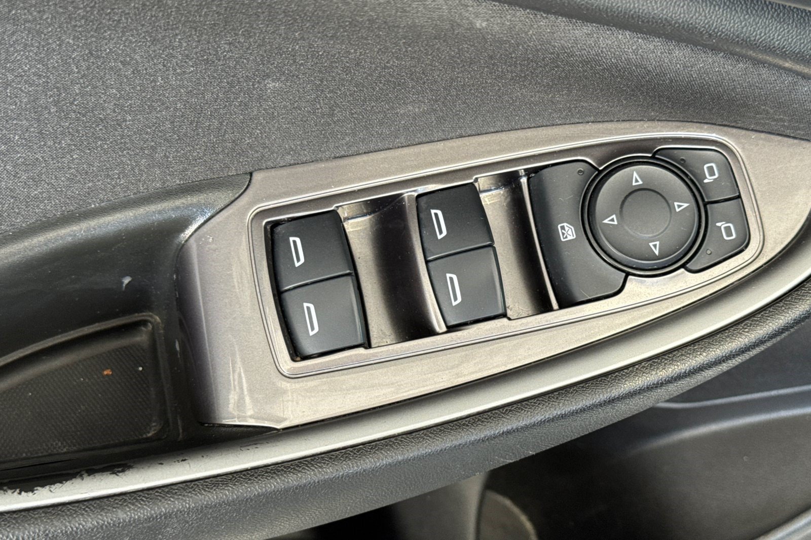 Used 2022 Chevrolet Malibu LS w/ LPO, Floor Liner Package FWD image 13