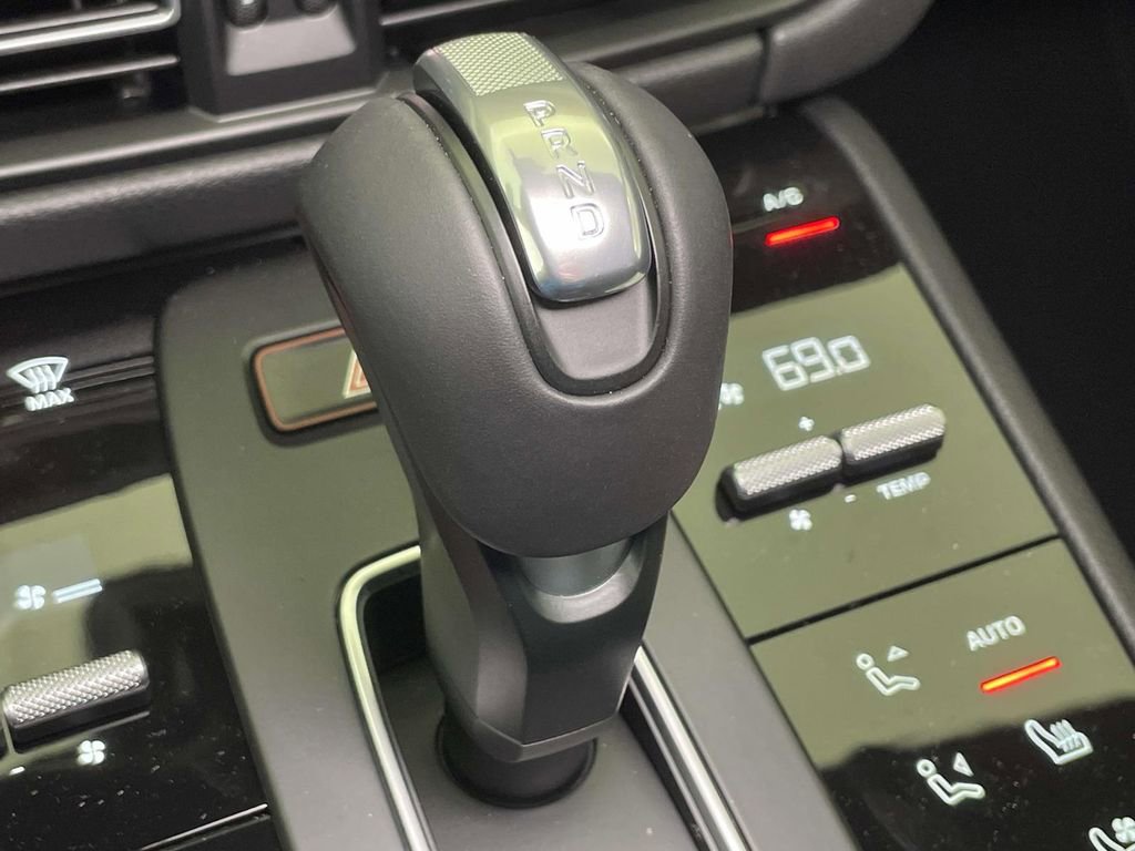 New 2026 Porsche Macan S image 34