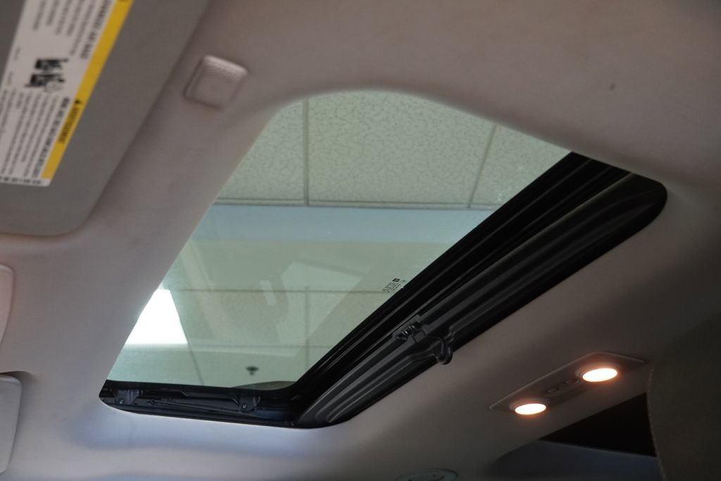 Used 2013 GMC Acadia SLE FWD image 4