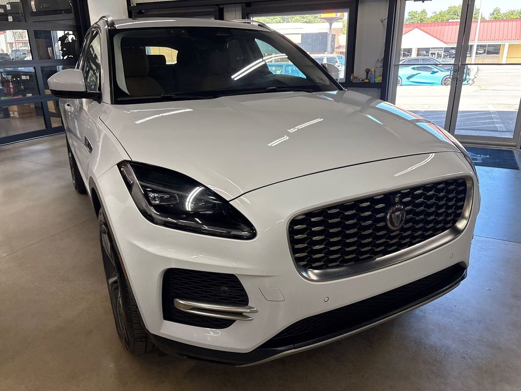 Used 2021 Jaguar E-PACE SE image 17