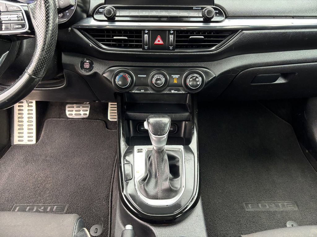 Used 2020 Kia Forte GT-Line image 20