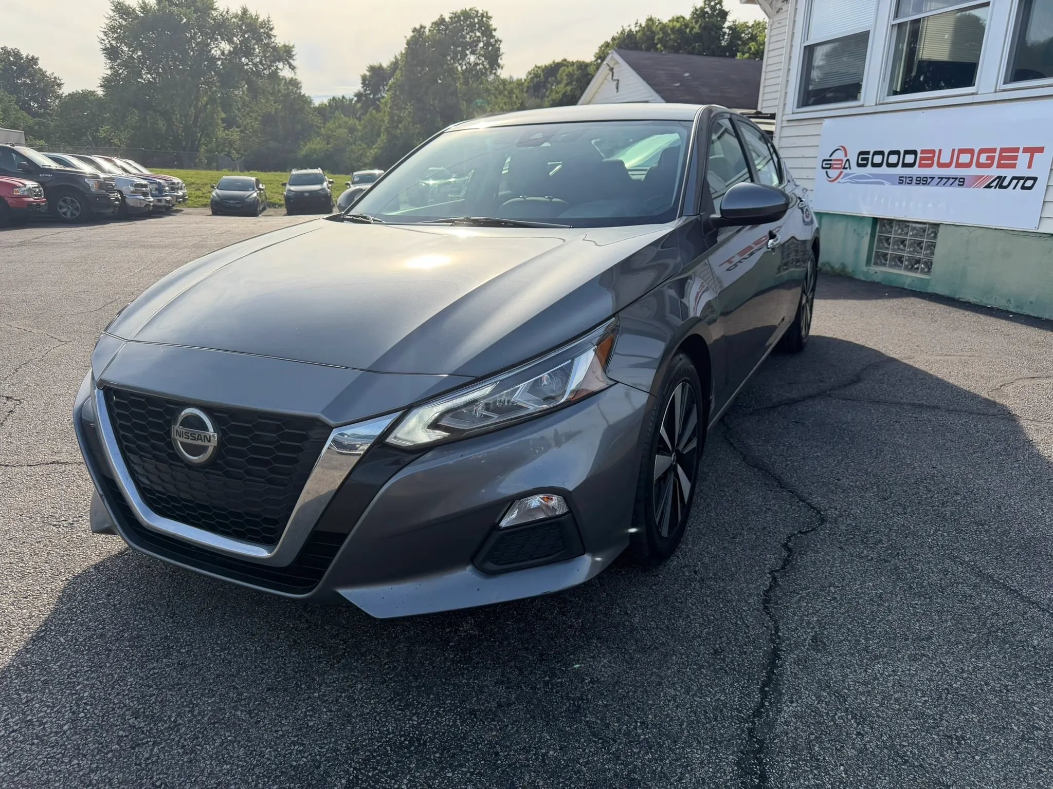 Used 2022 Nissan Altima 2.5 SV FWD image 1