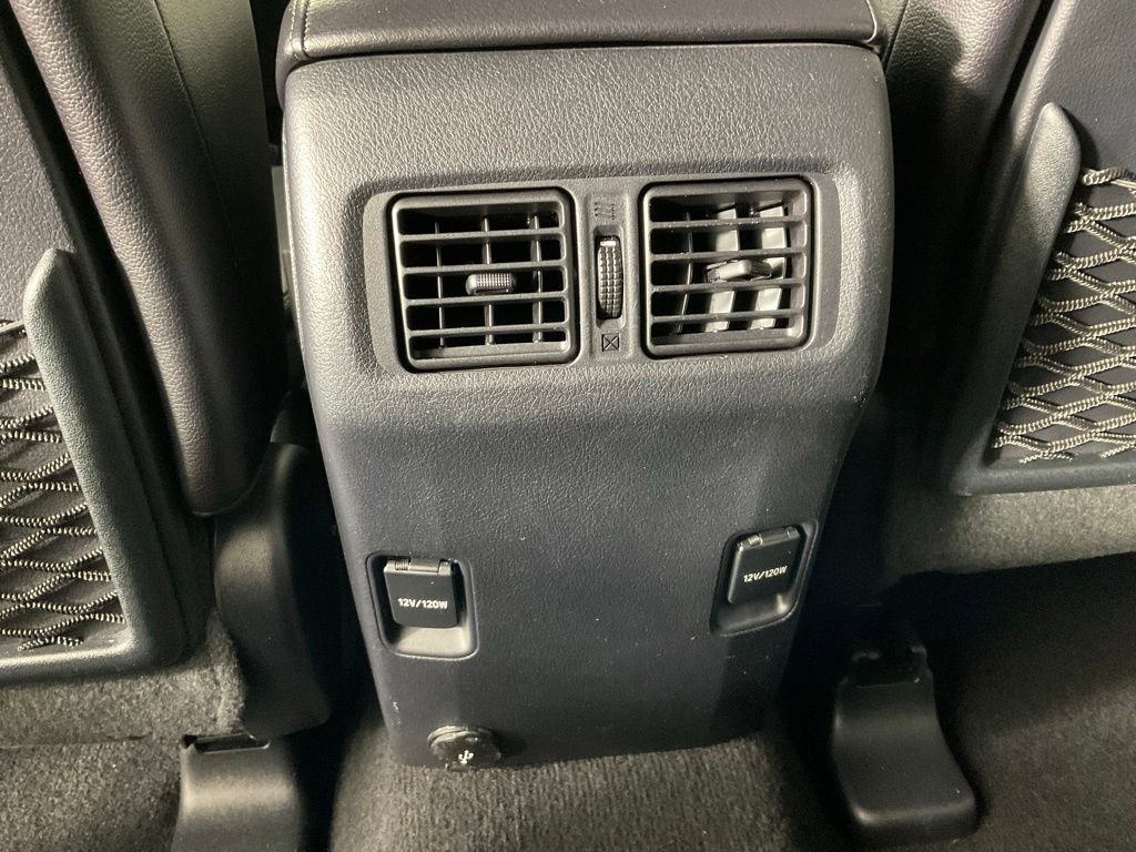 Used 2018 Toyota 4Runner Limited RWD image 18