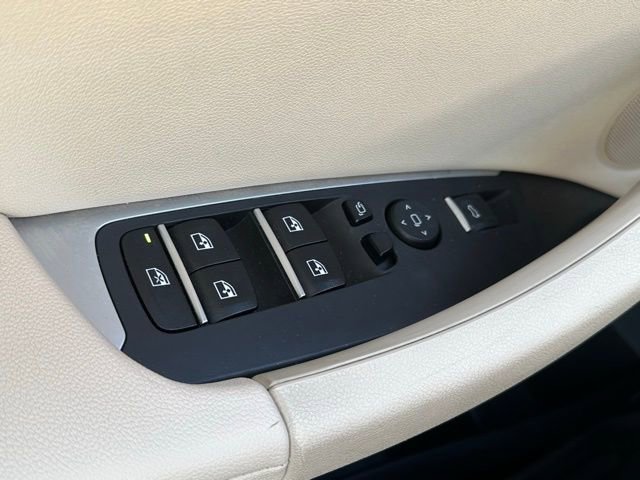 Used 2018 BMW X3 xDrive30i w/ Driving Assistance Package AWD/4WD image 18