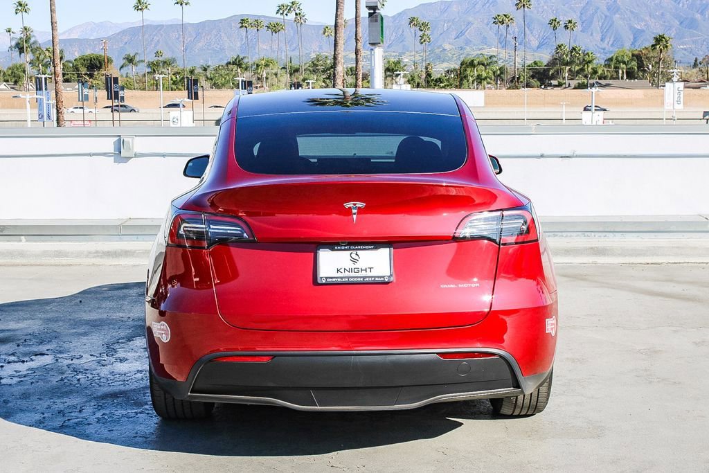Used 2024 Tesla Model Y Long Range image 6