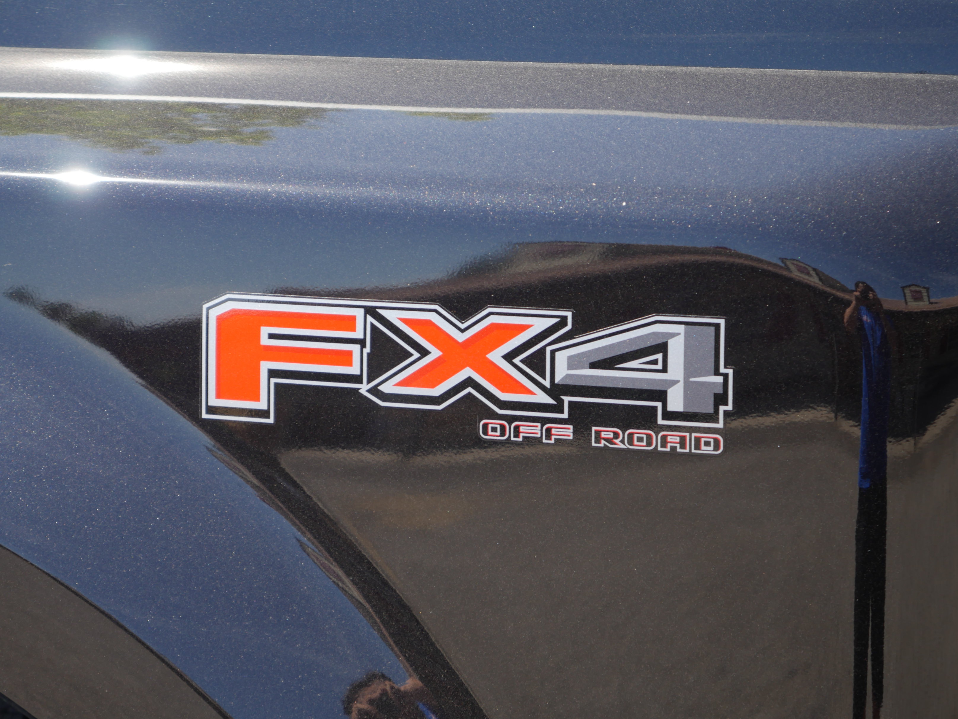 Certified 2024 Ford F350 Limited w/ FX4 Off-Road Package AWD/4WD image 23