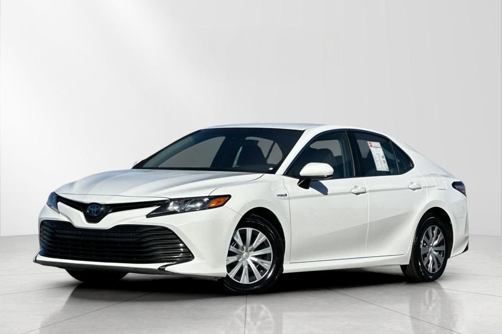Used 2018 Toyota Camry Hybrid