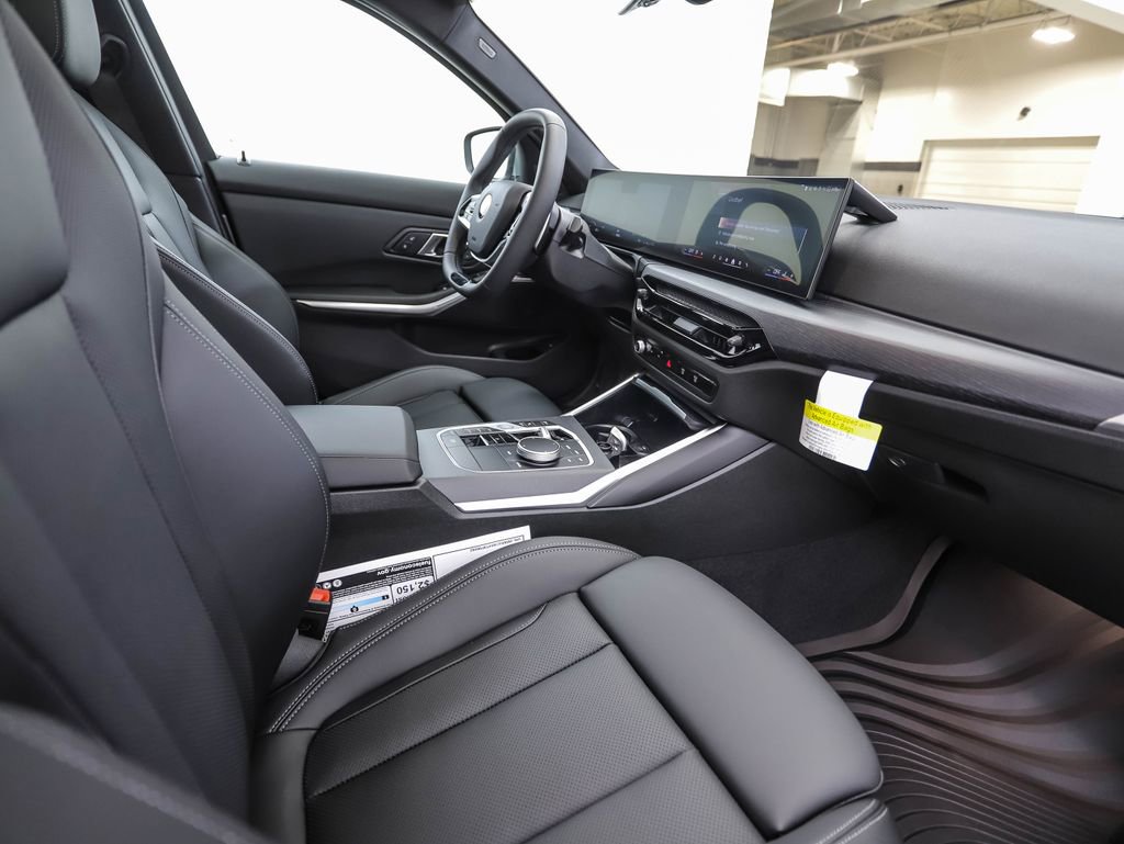 New 2026 BMW 330i xDrive Sedan w/ Convenience Package image 31