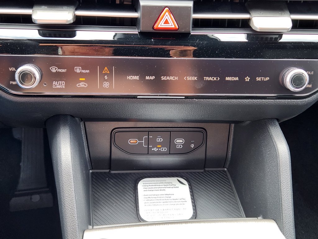 New 2026 Kia Sportage X-Line w/ X-Line Technology Package AWD/4WD image 13