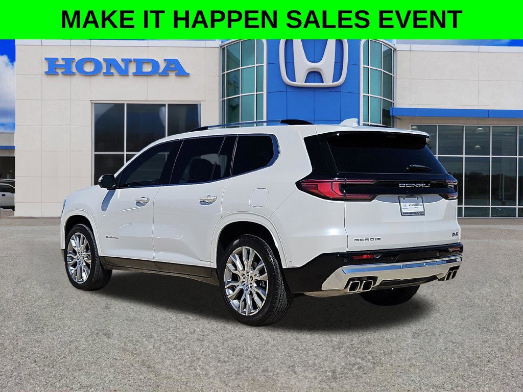 Used 2025 GMC Acadia Denali w/ Super Cruise Package FWD image 5