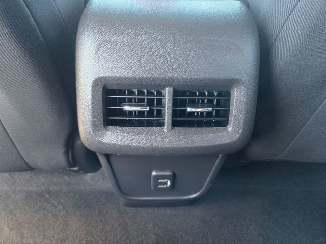 Used 2023 Chevrolet Equinox LT AWD/4WD image 10