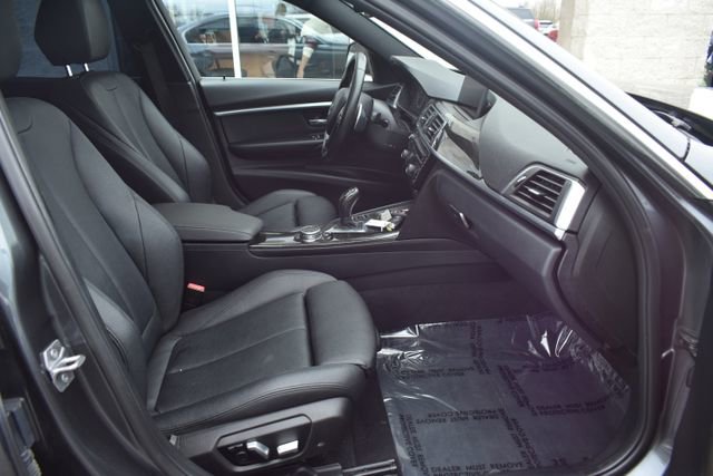 Used 2017 BMW 330i xDrive Sedan image 45