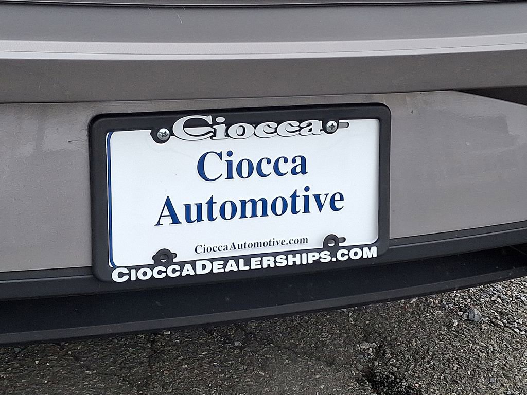 Used 2023 Hyundai Elantra SEL w/ Convenience Package image 31